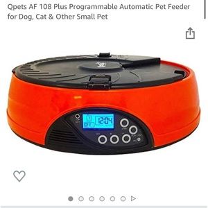 NIB QPets automatic pet feeder